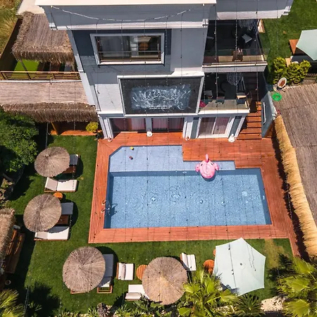 Mistral Alaçatı Otel *