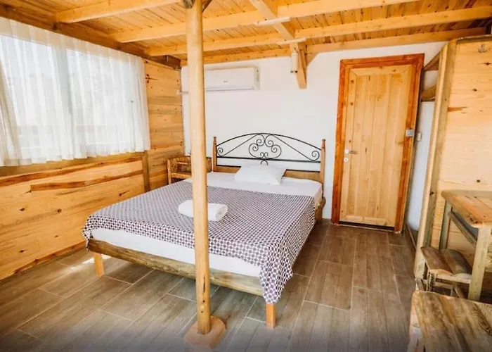 Отель Mistral Alacati Кешме